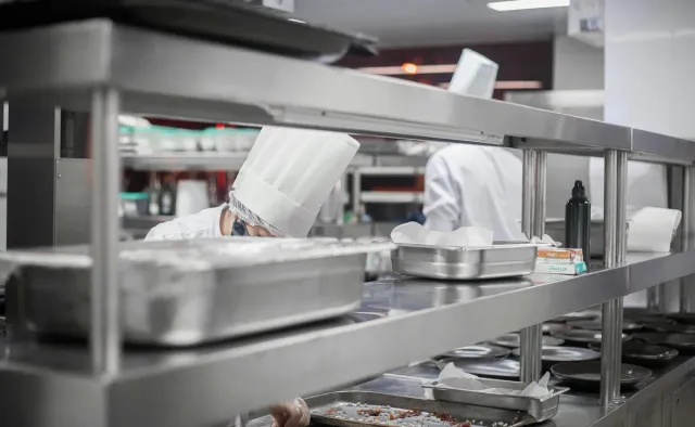 Nettoyage hotte cuisine asiatique wok - dégraissage professionnel